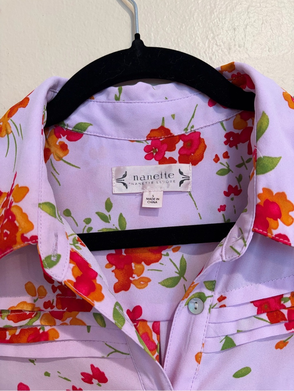 Nanette Lepore Lavender Slinky Blouse with Vibrant Floral Design, Button Up - Picture 2 of 7